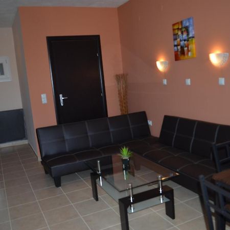Thassos Grand Villas Apartments & Studios Limenaria  Cameră foto