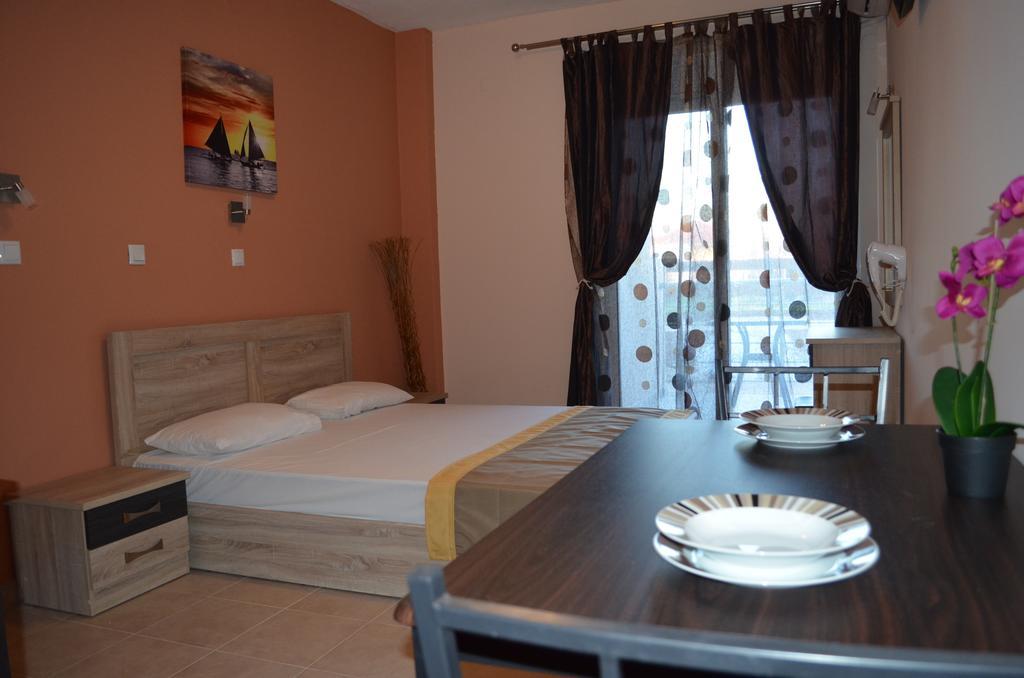 Thassos Grand Villas Apartments & Studios Limenaria  Cameră foto