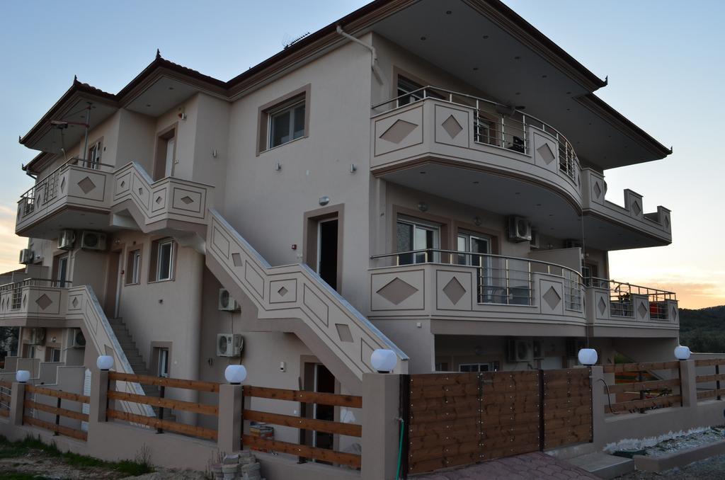 Thassos Grand Villas Apartments & Studios Limenaria  Exterior foto