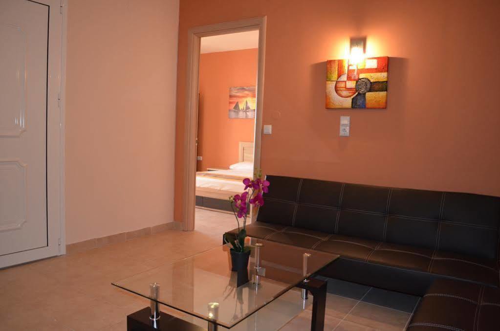 Thassos Grand Villas Apartments & Studios Limenaria  Exterior foto