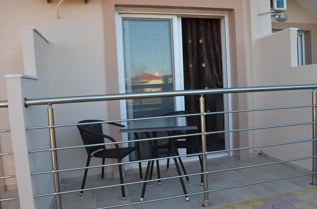 Thassos Grand Villas Apartments & Studios Limenaria  Exterior foto